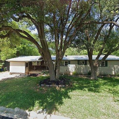 2225 Hermanson Dr, Waco, TX 76710