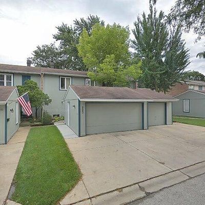 223 Willow Ln, Bloomingdale, IL 60108