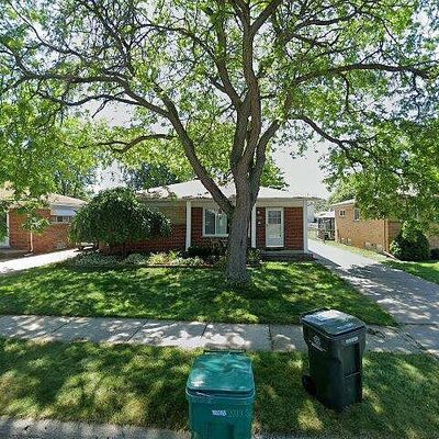 22436 Millenbach St, Saint Clair Shores, MI 48081