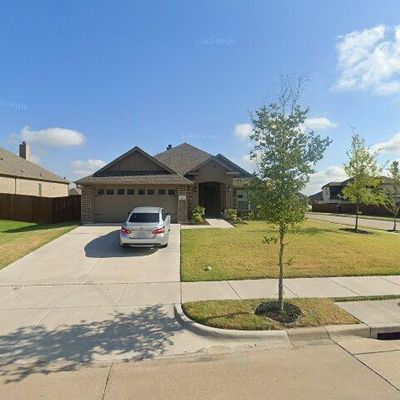 225 Country Meadows Blvd, Waxahachie, TX 75165