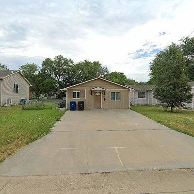 226 Wiley St, Augusta, KS 67010