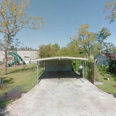 229 E Washington St, Brazoria, TX 77422