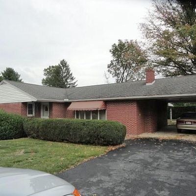 234 Pine Dr, Fayetteville, PA 17222