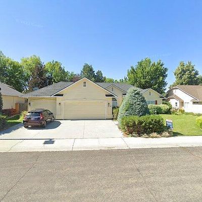 2343 E Gleneagle Dr, Eagle, ID 83616