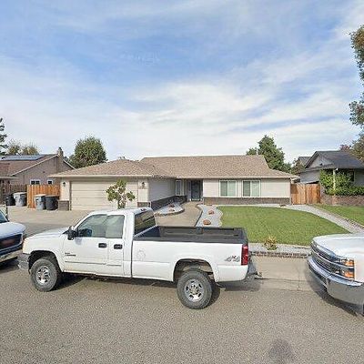 2342 Vine Ave, Escalon, CA 95320