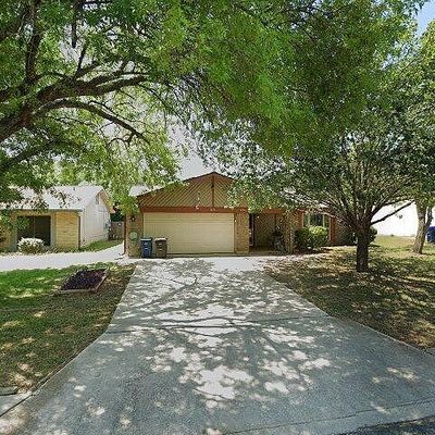 2818 Oak Ml, San Antonio, TX 78251