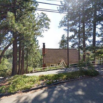 28203 Arbon Ln, Lake Arrowhead, CA 92352