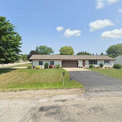 2909 Finger Rd, Green Bay, WI 54311