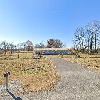 2911 Winchester Hwy, Elora, TN 37328