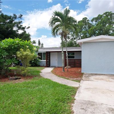 2962 Thomas St, Fort Myers, FL 33916