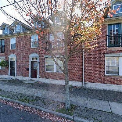 3 Feeder St, Trenton, NJ 08608