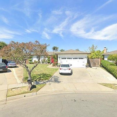 30 Argentine Pl, Salinas, CA 93905