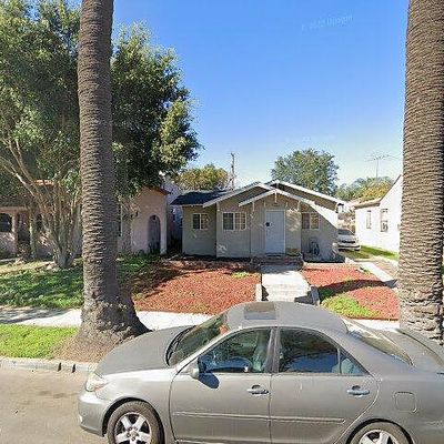 3007 Cedar Ave, Long Beach, CA 90806