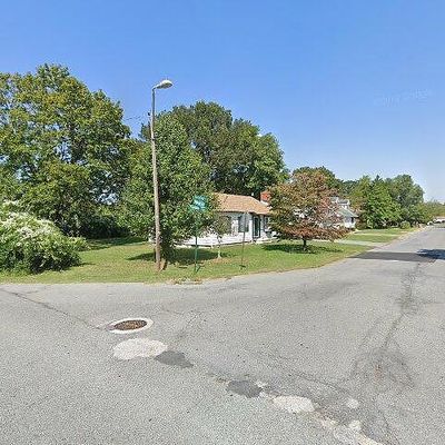 301 Hermitage Dr, Elkton, MD 21921