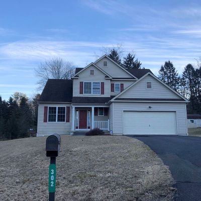 302 Addison Rd, Stroudsburg, PA 18360