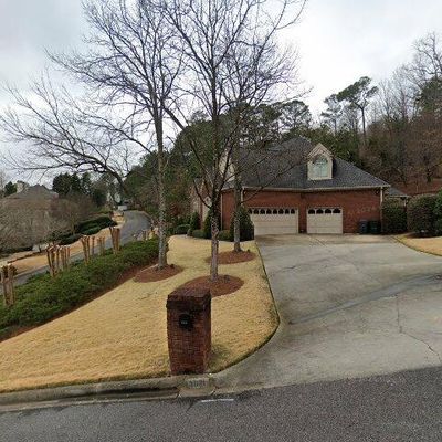 3021 S Cove Dr, Vestavia Hills, AL 35216