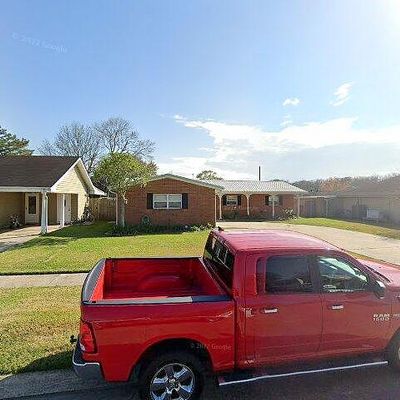 3028 Diane Dr, Morgan City, LA 70380