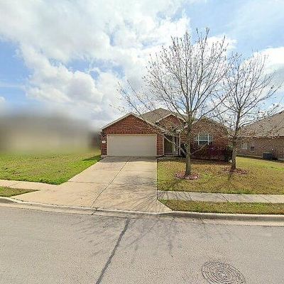 304 Cockrill St, Hutto, TX 78634