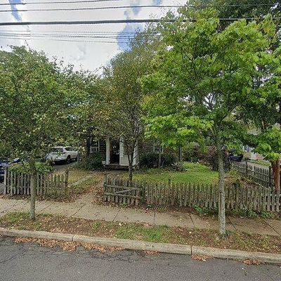 304 Summit St, Hightstown, NJ 08520