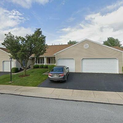 3093 Lakefield Rd, York, PA 17402