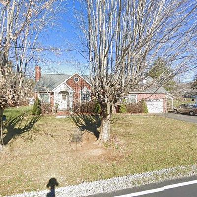 262 Beaver Creek Rd, West Jefferson, NC 28694