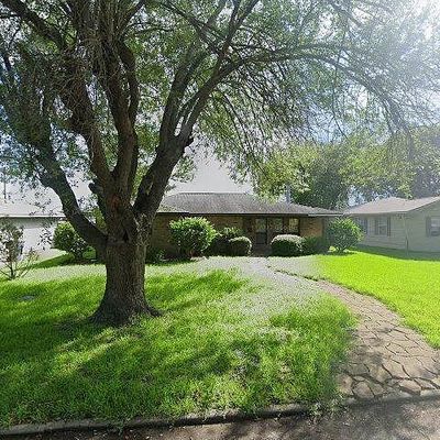 2631 Azalea Ln, Groves, TX 77619