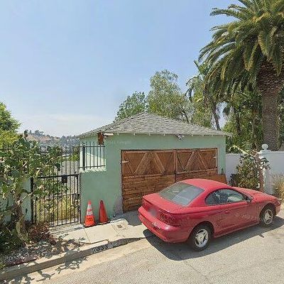 2633 Medlow Ave, Los Angeles, CA 90065