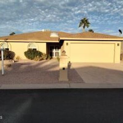 26421 S New Town Dr, Sun Lakes, AZ 85248