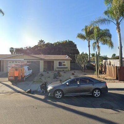 270 Avenida Descanso, Oceanside, CA 92057