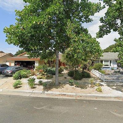 2710 Dayna St, Santa Ana, CA 92705