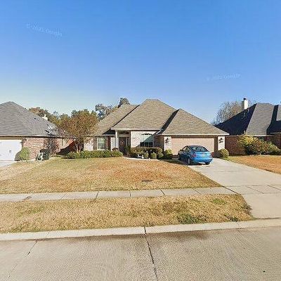 272 Avondale Ln, Bossier City, LA 71112