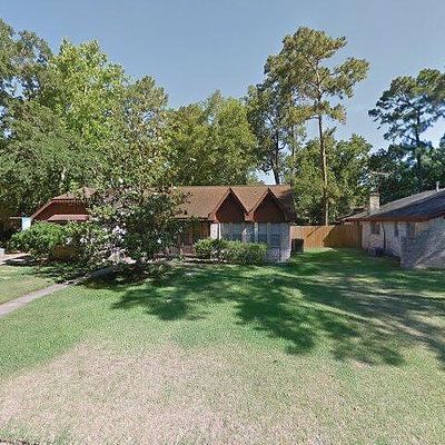 27217 Stark Ln, Conroe, TX 77385