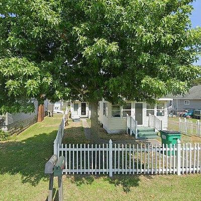 3287 Ridge Rd, Chincoteague Island, VA 23336