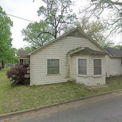 329 W Seale St, Nacogdoches, TX 75964