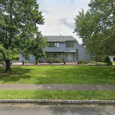 33 Elmendorf Cir, Hillsborough, NJ 08844