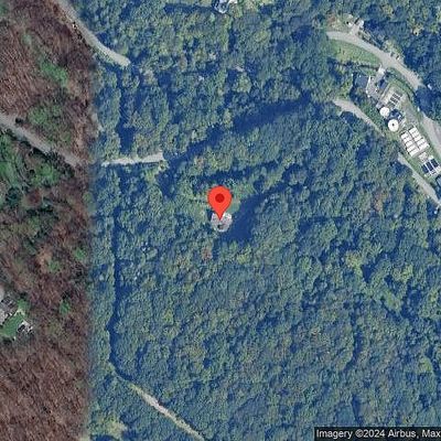 33 Maple Ave, Highland, NY 12528