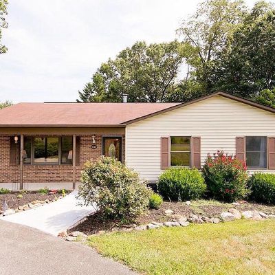 330 Masters Dr, Cross Junction, VA 22625