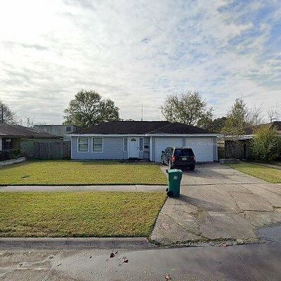 3302 Dartmouth Dr, Pasadena, TX 77503