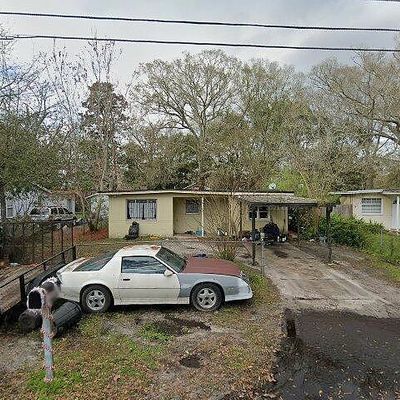 3327 Dignan St, Jacksonville, FL 32254