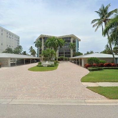 3399 Gulf Shore Blvd N #605, Naples, FL 34103