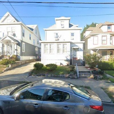 34 Bond St, Passaic, NJ 07055