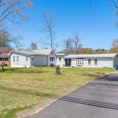 3424 Lakeside Dr, Williamstown, NJ 08094