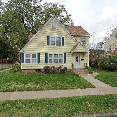 35 Wind Rd, East Hartford, CT 06108