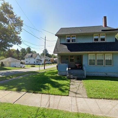 352 E Main St, Grove City, PA 16127