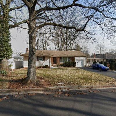 36 Cedar St, Edison, NJ 08820