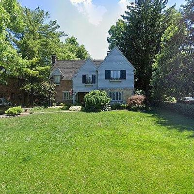 36 Hadley Rd, Oakwood, OH 45419