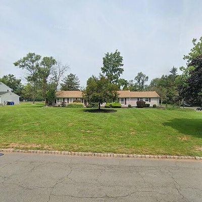 36 Stonewyck Dr, Hillsborough, NJ 08844