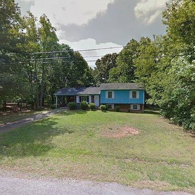 311 Albert Dr, Lexington, NC 27292