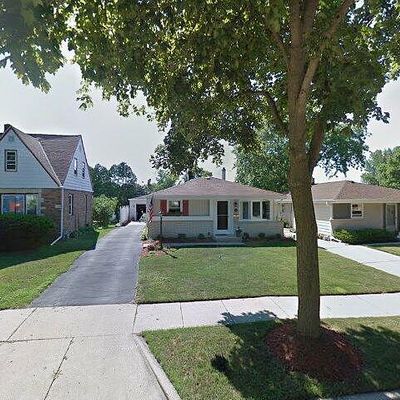 3145 S 97 Th St, Milwaukee, WI 53227