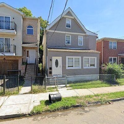 32 Boylan St, Newark, NJ 07106